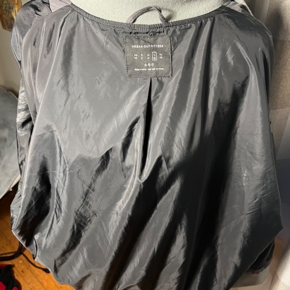 Urban outfitters jacket size L preowned - Picture 4 of 4